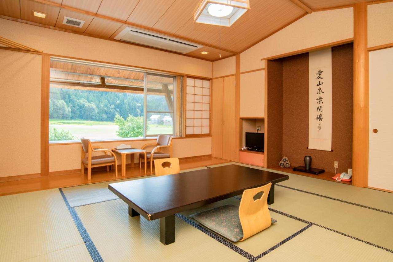 Hôtel Yurari à Tadami Extérieur photo
