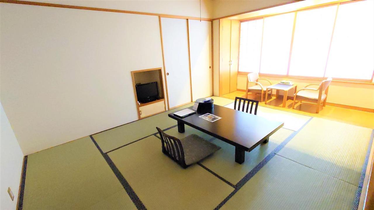 Hôtel Yurari à Tadami Extérieur photo