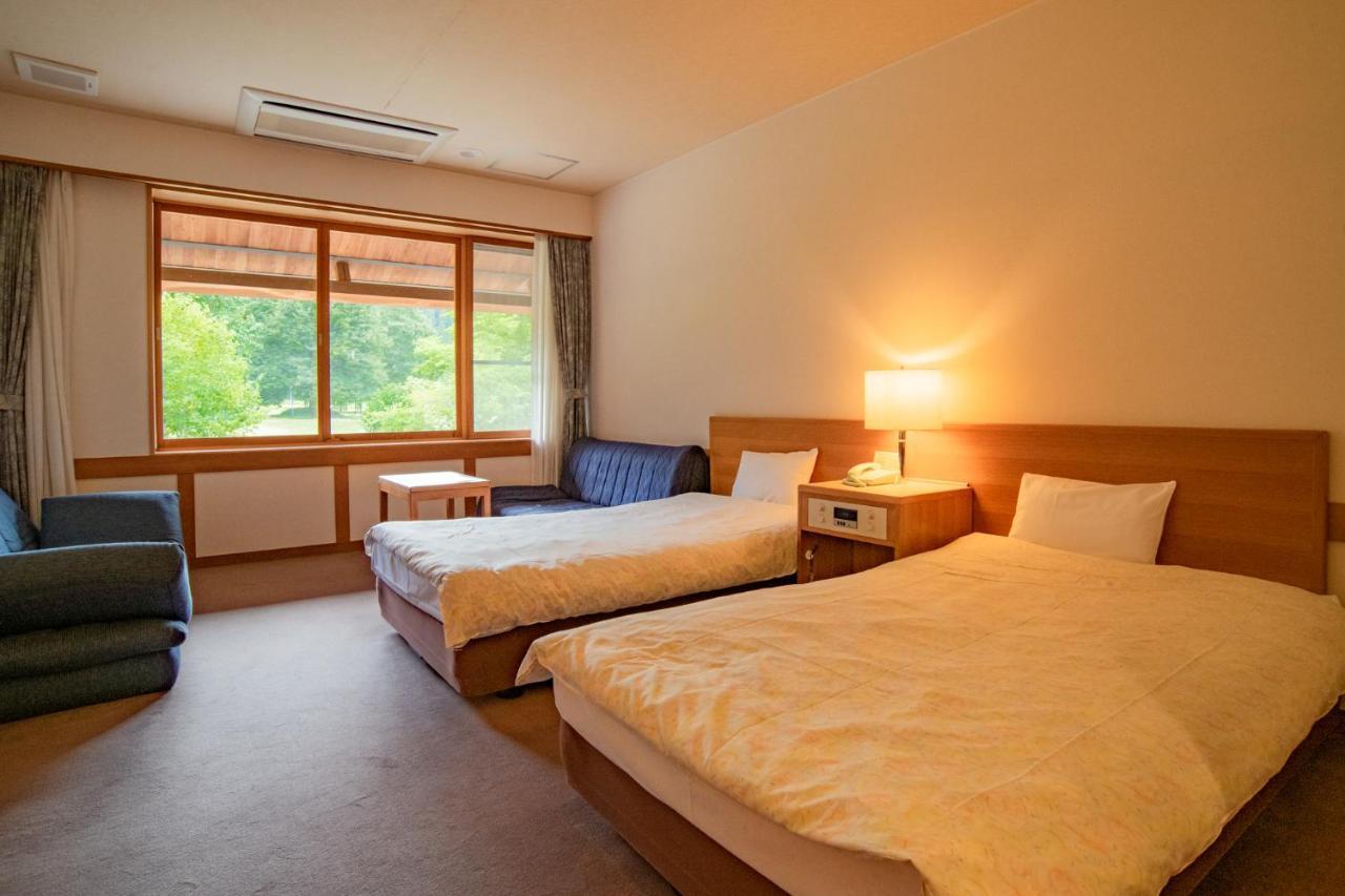 Hôtel Yurari à Tadami Extérieur photo