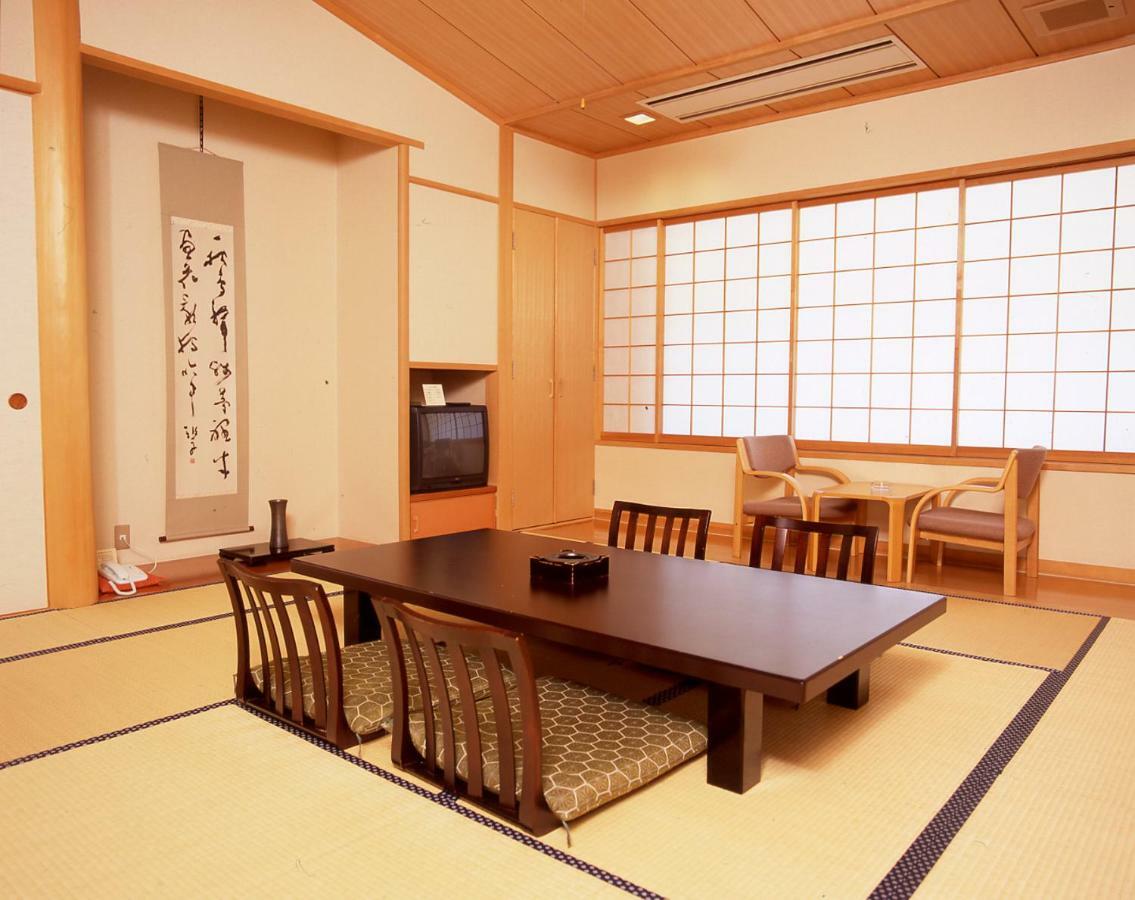 Hôtel Yurari à Tadami Extérieur photo