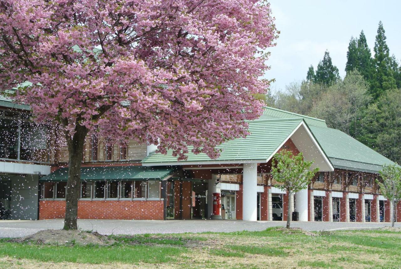 Hôtel Yurari à Tadami Extérieur photo